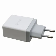 Мережевий зарядний пристрій Patron 1 USB 3.0 2,4A PN-QC3-220V-W — фото 2