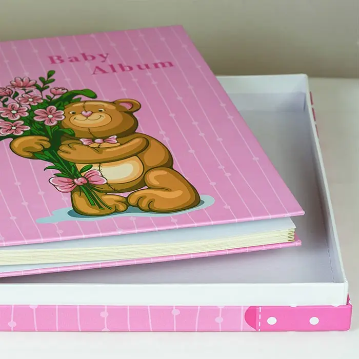 Фотоальбом CHAKO ТEDDY Pink 31,5 х 32,5 20 страниц, магнитный лист 9840 Фотоальбом CHAKO ТEDDY Pink 31,5 х 32,5 20 страниц, магнитный лист 9840 — фото 3