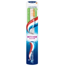 Зубная щетка AQUAFRESH Intense Clean